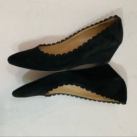 Talbots Black Suede Scalloped Wedges 9N - Picture 4 of 7